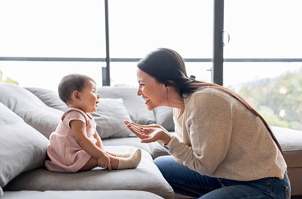 Rekomendasi Jasa Caregiver Perawat untuk Balita dan Lansia